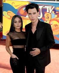 Welcome to austin butler network, one of your first online sources for austin butler. Why Vanessa Hudgens And Austin Butler Broke Up After 8 Years Together