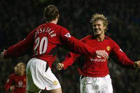 How old was ole gunnar solskjær when he joined clausenengen? David Beckham Gibt Urteil Uber Man Utd Manager Ole Gunnar Solskjaer Aktuelle Boulevard Nachrichten Und Fotogalerien Zu Stars Sternchen