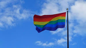 Die flagge war an einer kirche befestigt. Regenbogenflagge Am Drolshagener Rathaus Soll Fur Toleranz Werben Drolshagen