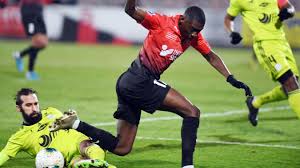 1 compétitions officielles nationales et internationales. Football National Randal Kolo Muani Boulogne Victime De Fautes Premeditees