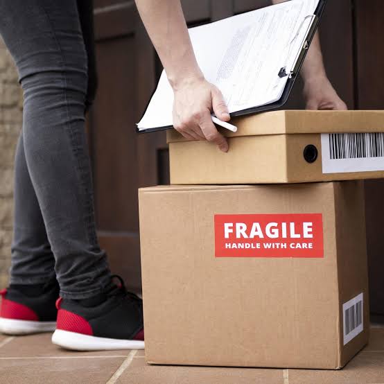 The Complete Guide to Shipping Products Safely: Damage Prevention & Costs