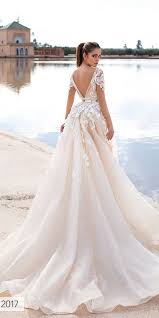36 Totally Unique Fashion Forward Wedding Dresses Wedding Dresses Unique Wedding Gowns Bridal Dresses