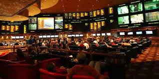 Dining options include gordon ramsay's pub & grill, gordon ramsay hell's kitchen, mr. Las Vegas Sportsbooks Vegas Com