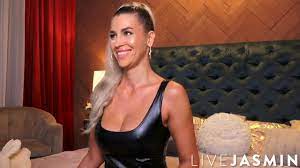 AneMarieArt - LiveJasmin