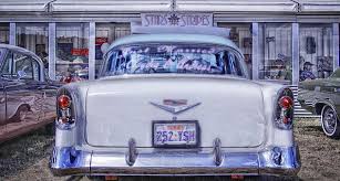 Laut scheppernde blechdosen am hochzeitsauto sind ein lustiger hochzeitsbrauch, der das brautpaar auf dem weg zur kirche oder zum standesamt ankündigen und gleichzeitig böse geister vertreiben soll. 50 Kostenlose Hochzeitsauto Und Hochzeit Bilder Pixabay