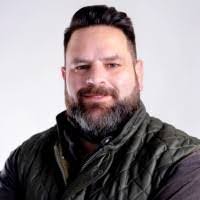 Dan Melson's Instagram, Twitter & Facebook