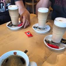 Hier können sie frische rohmilch von unseren kühen aus dem milchautomaten zapfen oder weitere. Burgerz Hausen Bei Wurzburg Restaurant Bewertungen Telefonnummer Fotos Tripadvisor
