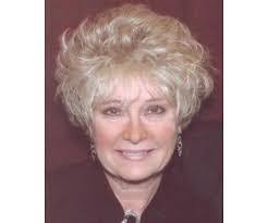 Jessica Strohl's Instagram, Twitter & Facebook