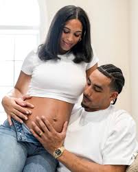 Awe Gửi lời chúc mừng đến tiền vệ Green Bay Packers Jordan Love và vợ  Ronika!! 😍😍😍🙌🏾🙌🏾🙌🏾