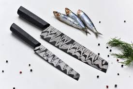 Damascus Knife Couteaux Beton Par Tomas Vacek Blog Esprit Design Couteau De Cuisine Couteau Acier