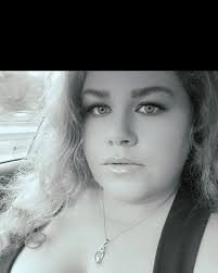 Candice Dale's Instagram, Twitter & Facebook