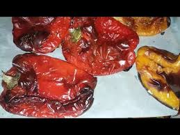 Insomma i peperoni al forno sono veloci da preparare. Peperoni Arrostiti Al Forno Spellati Ricetta Facile Dei Peperoni Arrosto Youtube