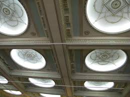 Palatul regal este o clădire monumentală din bucurești, situată pe calea victoriei, în piața palatului (redenumită piața revoluției după evenimentele din decembrie 1989). Piatra Naturala La Palatul Regal Din Bucuresti Piatraonline