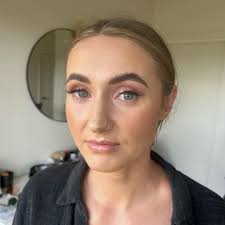 Ashlee Bartlett Makeup Artist