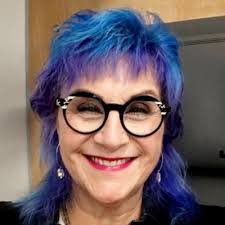 Nina Warburton's Instagram, Twitter & Facebook