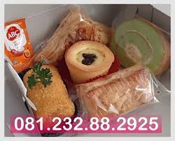Sering jajan mie pangsit di luar? Pin Di 081359355891 Kue Basah Lawang Tradisional