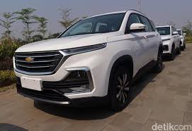 Katanya, kita punya tujuh saudara kembar yang ada di seluruh dunia. Bagai Pinang Dibelah Dua Wuling Almaz Dan Chevrolet Captiva