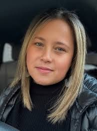 Mallory Sampson's Instagram, Twitter & Facebook