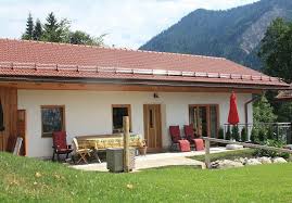 Mit ostsee und nordsee grenzt deutschland an zwei sehr unterschiedliche meere. Villa Rosen In Osterhofen 5 Schlafzimmer Fur Bis Zu 16 Personen Neues Exklusives Ferienhaus Mit Herrlichem Bergblick Sehr Ferienhaus Ferien Ferienwohnung