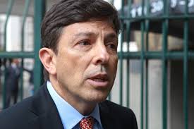 Neste app você pode acompanhar e compartilhar notícias, memes do candidato à presidência joão amoêdo do partido novo. Amoedo Declara Voto Em Bolsonaro E Diz Que Novo Sera Independente E Vigilante 12 11 2018 Uol Noticias