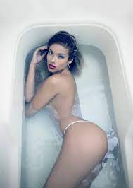 Shirley Arica LIMA VEDETTES