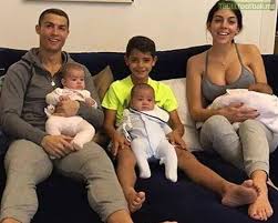 He first became father on on 17 june 2010 when his son, cristiano jr., was born via surrogacy. Pin On Troll Football