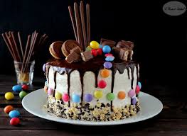 Drip Cake Ganache Al Cioccolato E Crema Alla Ricotta Ricetta Cioccolato Ricette Dolci Dolci