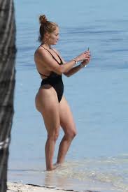 24 июля 1969 (51 год) место рождения: Jennifer Lopez In A Swimsuit Turks And Caicos 01 06 2021 Part Ii Celebmafia