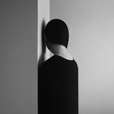 The Minimalist B W Self Portraits Of Noell Oszvald Minimalist Photography Creative Self Portraits Self Portrait Photography