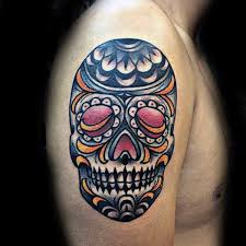 Aujourd'hui, l'équipe de deavita vous parlera du maquillage tête de mort mexicaine, un look hyper chouette. 90 Tatouages De Tetes De Morts Mexicaines En Sucre Et Leur Signification