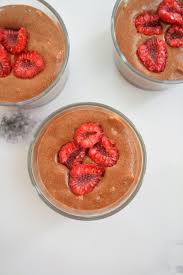 Mousse Chocolat Framboise Recette De Cyril Lignac Recette En 2020 Mousse Au Chocolat Chocolat Framboise Recette Gateau Sans Cuisson