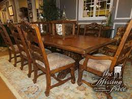 Beautiful Broyhill Dining Table With Eight Chairs And Two Leafs This French Mediterranean Style Piece Is Perfect For A Large Dining Dining Table Dining Area
