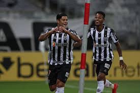 Carlos gabriel é o segundo hulk que assina com o clube português. Libertadores Hulk Faz Dois Gols Atletico Mg Goleia Cerro Porteno Por 4 A 0 E Assume Lideranca Do Grupo Alagoas 24 Horas Lider Em Noticias On Line De Alagoas