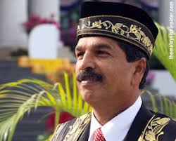 CINTA ITU MENGASYIKKAN 1: 2012-12-16