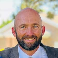 Greg Low's Instagram, Twitter & Facebook