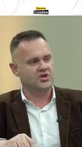 No Conversas Cruzadas desta sexta-feira (28), o diretor-geral do DMLU,  Carlos Alberto Hundertmarker, a coordenadora técnica da Abes-RS, Jussara  Pires, e o líder da Associação de Moradores Vila ...