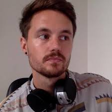 Articles by Jayphen Simpson at PetaPixel