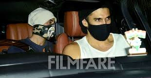 Photos Ranbir Kapoor And Aditya Roy Kapur Visit Arjun Kapoor Flipboard Kumpulan film artist aditya roy kapoor terbaru dan terlengkap. photos ranbir kapoor and aditya roy
