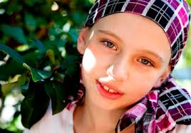 100Herzen: Von Daniel Grohmann gestaltete Herz-Skulptur