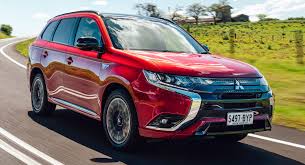 Mitsubishi Updates Outlander Phev For 2021 In Australia Carscoops Outlander Phev Outlander Mitsubishi Outlander