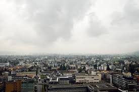 It is a suburb of zürich in switzerland with a population of about 28,000 (2018). Randale In Dubendorf Steinwurfe Und Verhaftungen