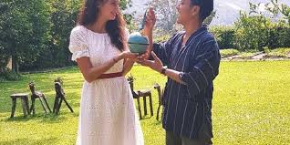 19.02.2022 · senang bisa bertemu dengan anda di tempat ini tuan hayami tapi jujur saya terkejut dengan pilihan tempat makan malam anda, kata yurie, kali ini dengan nada bicara yang lembut dan sopan. Sikap Dimas Anggara Ini Bikin Nadine Chandrawinata Jatuh Cinta