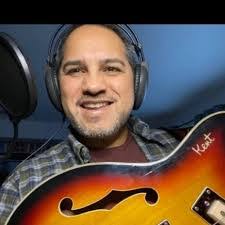 Raul Posada's Instagram, Twitter & Facebook