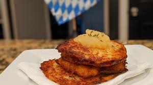 Finally, cook and serve your potato pancakes! Potato Pancakes German Or Jewish