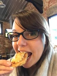 Leslie Wilder (@lrosen83)