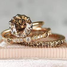 Champagne Saturday Love These Champagne Diamond Rings Set In Rose Gold Are Available In Brown Diamond Ring Rose Gold Brown Diamond Ring Brown Engagement Rings