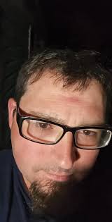 Complaint about slow Amazon truck driver