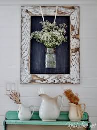 Antique farmhouse offers multiple sales events that include furniture, design lines, décor and art products at incredible savings focused around industrial decor, farmhouse decor, shabby chic, industrial vintage and vintage reproductions. Diy Farmhouse Decor Ideas 41 Rustic Decorating Projects For Home