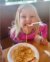 Weekend plans: double fisting cheese pizza, and slamming milkshakes 💪  #SBPM #sbpublicmarket #kidsnightout #pizzaparty #icecreamparty