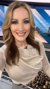 Donna Magner's Instagram, Twitter & Facebook